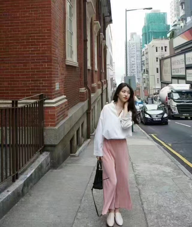 会员-女-02年-私企销售