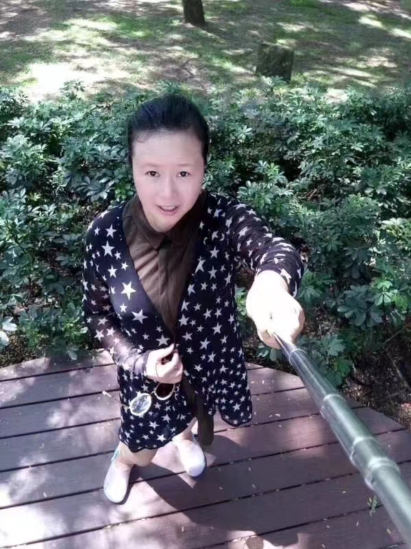 会员-女-82年-经商